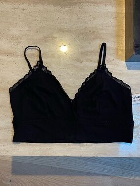 Old Navy Black Lace-Trim Seamless Bralette